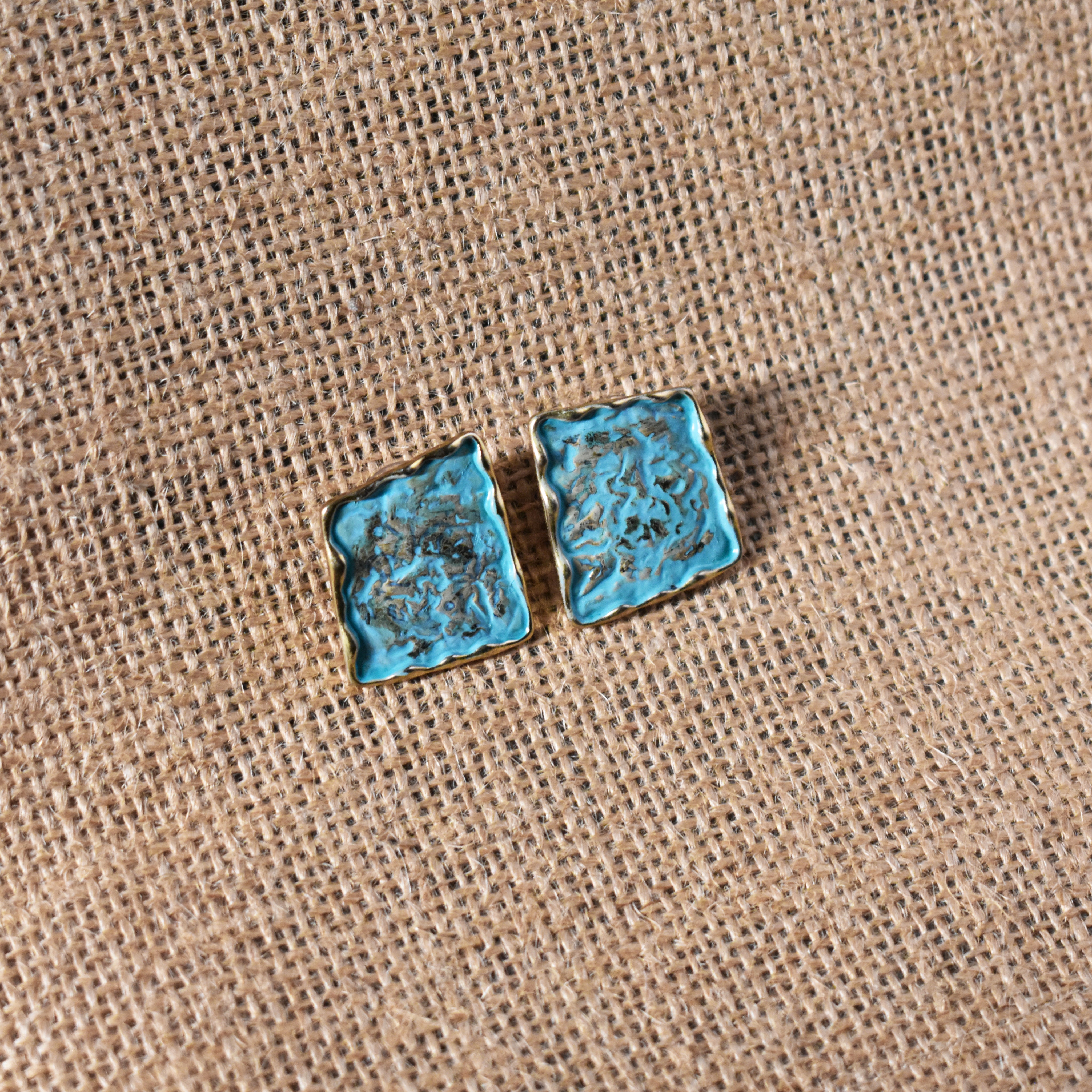 Ocean Tide Gold Earring