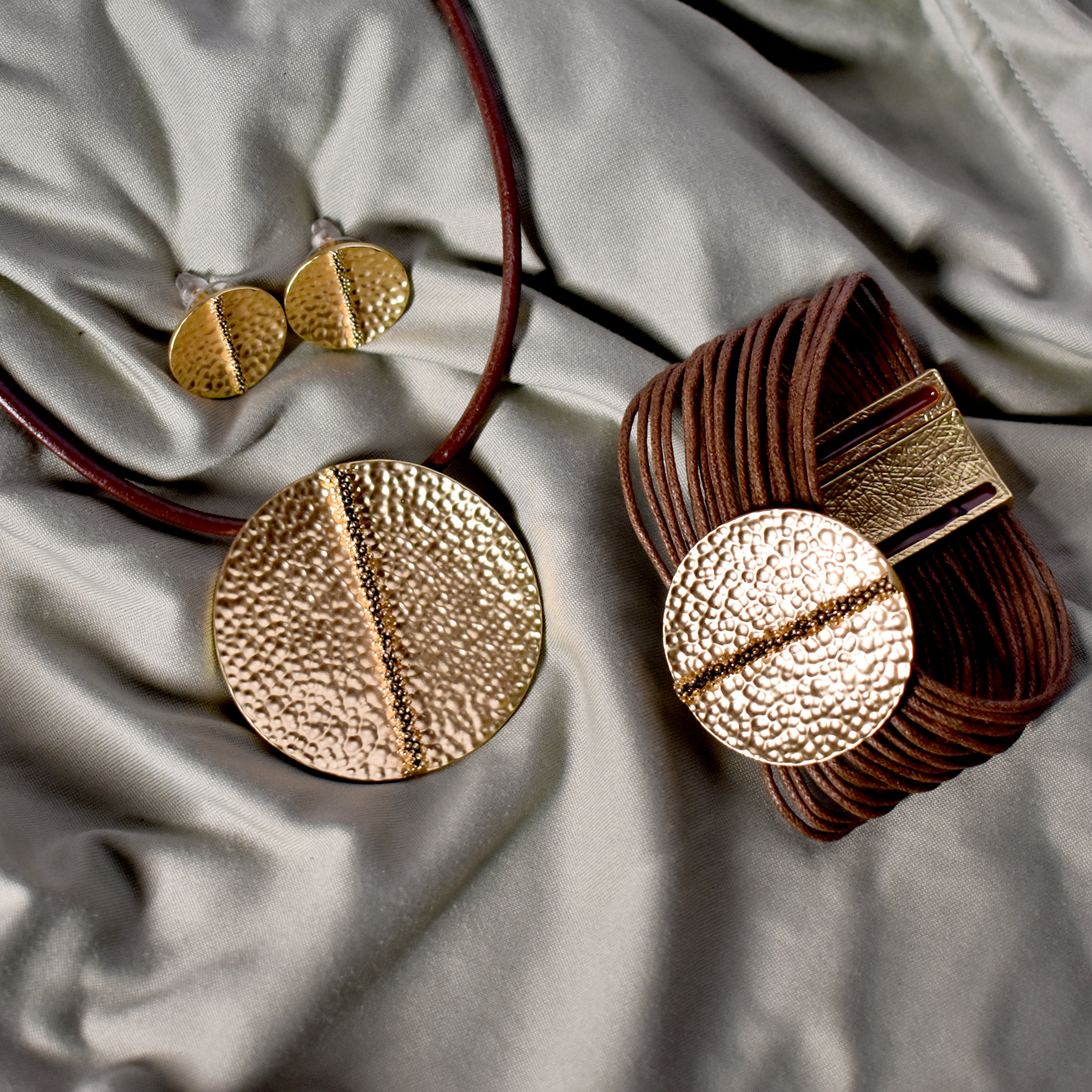 Gold Coin Cord Bracelet